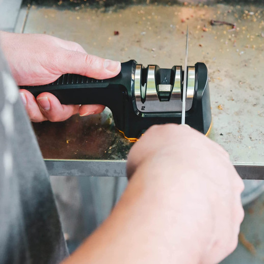 Точилка ручная кухонная Work Sharp Kitchen Pull Through Sharpener, WSKTNPTS-I  